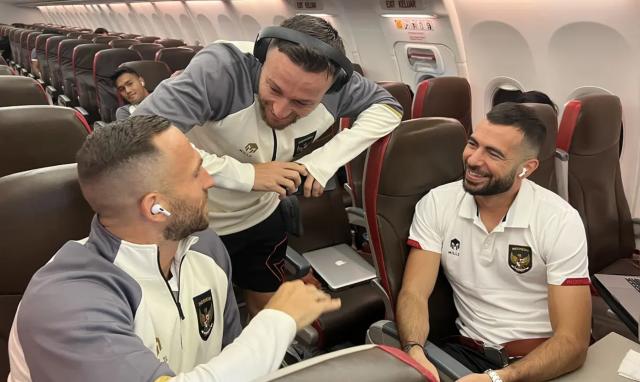 开云体育在线-18强赛漫谈②：包机并非为炫耀 应从球队需要出发