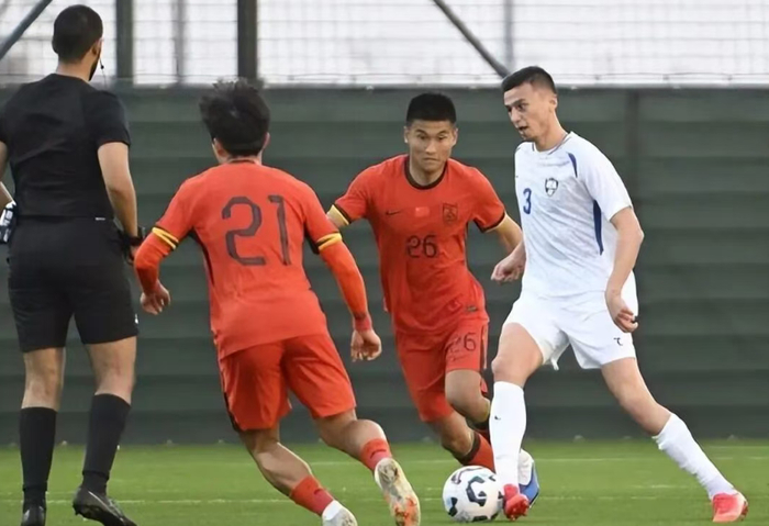 开云网址-3场3球！恭喜国足 3主帅不敢重用之人被邵佳一激活 染红国脚曝光|热身赛|林良铭|国家队|乌兹别克斯坦|U23_新浪新闻