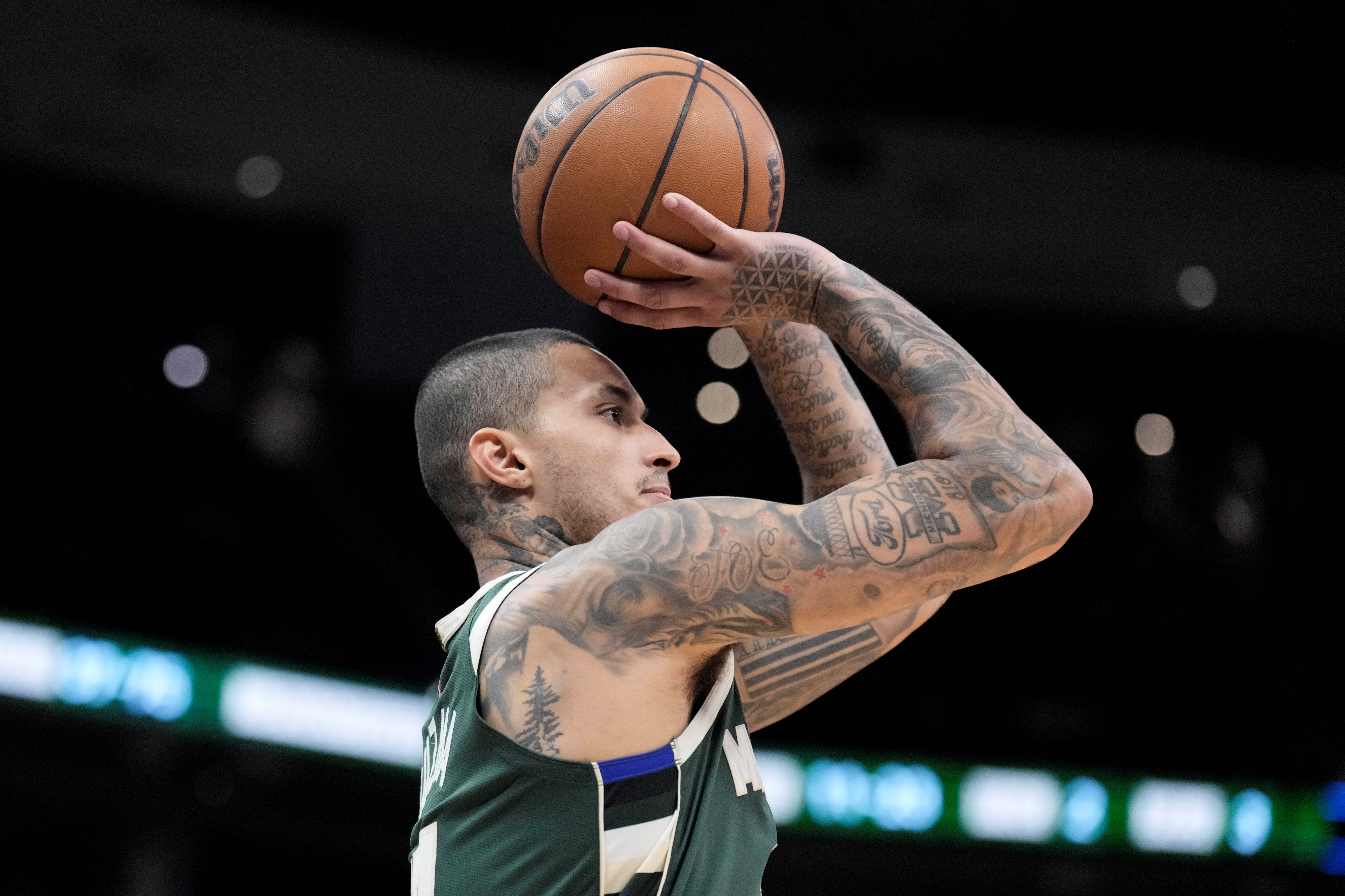 开云体育登入-两分球11中9！库兹马得到20分6板3助3断1盖帽 三分失准6中0